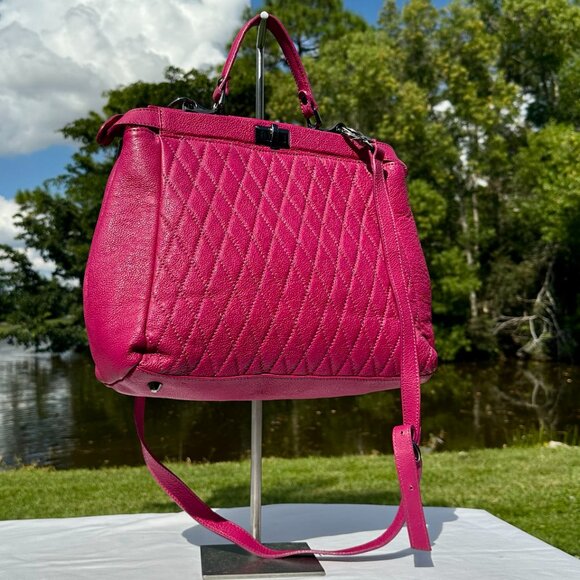 Pulicati Leather Magenta Double Turn Lock Top Handle Crossbody Tote NEW - Picture 2 of 16